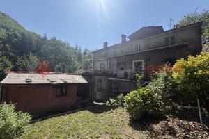 Terratetto Fabbriche di Vergemoli [UM261CVVRG]