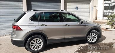 Tiguan 2.0 TDI SCR DSG 4MOTION Business 