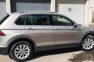Tiguan 2.0 TDI SCR DSG 4MOTION Business 