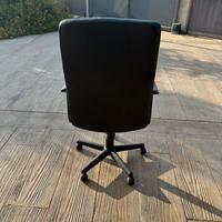 Sedia girevole da ufficio con alza bassa