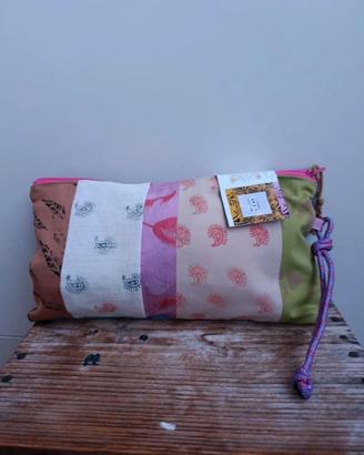 Pochette artigianale