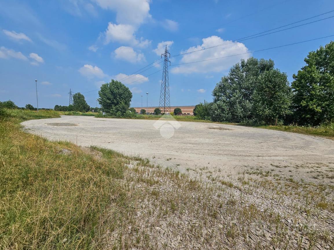 TERRENO A BASSANO BRESCIANO - Vista 5