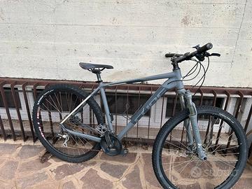 Bicicletta mountain bike CUBE aim race 29