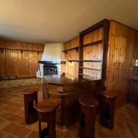 Mobile bar in legno massello