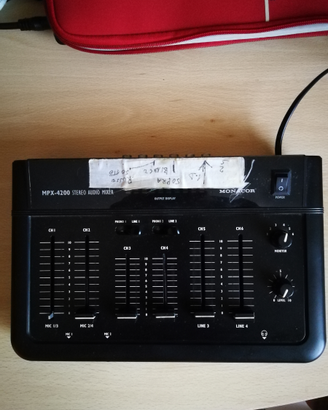 Mixer Monacor