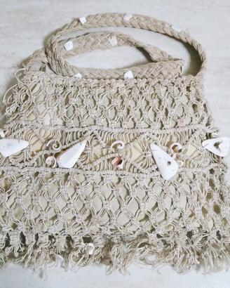 Borsa da donna con conchiglie