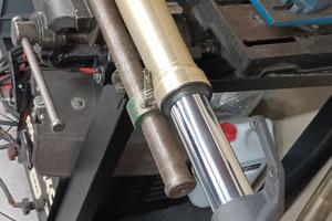 Forcella destra originale Yamaha YZF-R1 2004 2006