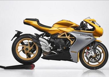 MV Agusta Superveloce 800
