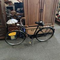 Bicicletta Bianchi vintage con freni a bacchetta