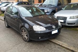 Volkswagen Golf V 1.6 8V 5p. GPL