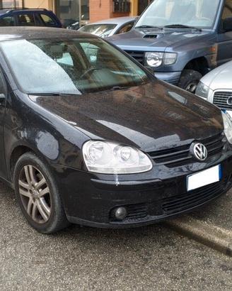 Volkswagen Golf V 1.6 8V 5p. GPL