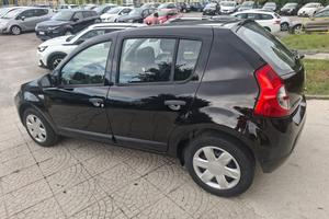 Dacia Sandero 1.2 16V GPL 75CV Story motore revisi