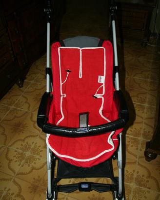 Passeggino reversibile fronte mamma