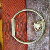 Borsa pochette a mano