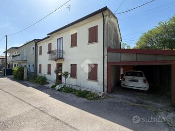PORZIONE DI TRIFAMILIARE A VILLORBA