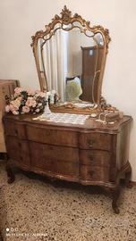 Mobili camera d'epoca