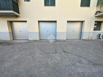 AUTORIMESSA A FIRENZE