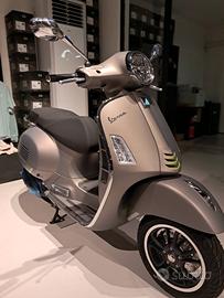 Vespa GTS 125 Super Tech