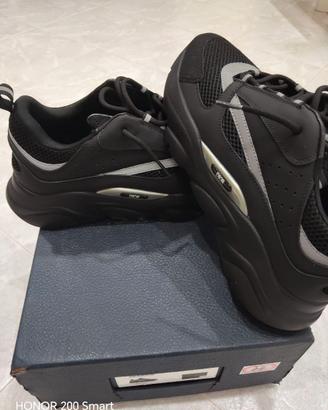 Dior b22
