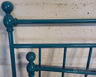 Letto antico in ferro