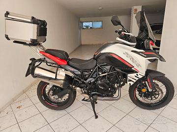 Benelli Trk 702x 