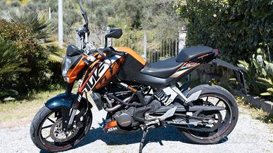 KTM Duke 125