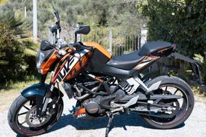 KTM Duke 125