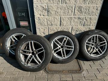 Gomme+Cerchi Alfa Giulia 205/60/16-92V Pirelli