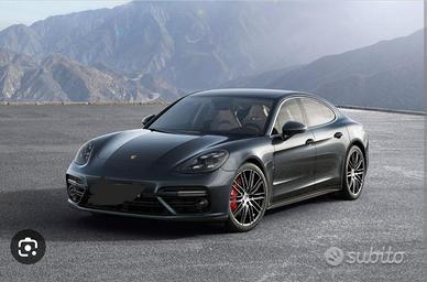 Porsche panamera Hibrid 2020 ricambi