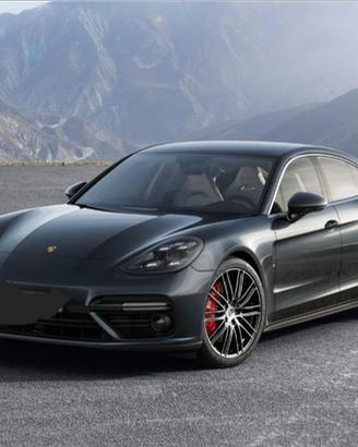 Porsche panamera Hibrid 2020 ricambi