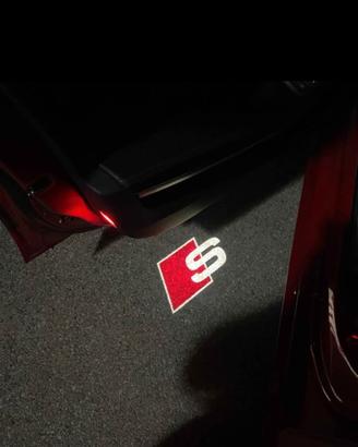 Illuminazione logo led sottoporta audi originale 