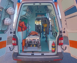 Ambulanza Volkswagen T5 4x4