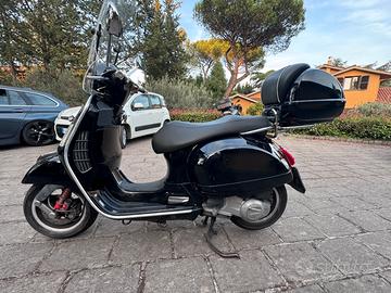 Vespa GTS 300