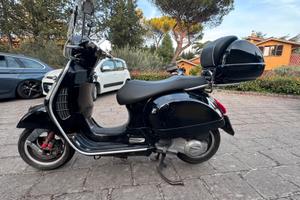 Vespa GTS 300