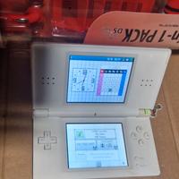 Vintage console Nintendo Ds lite e accessori