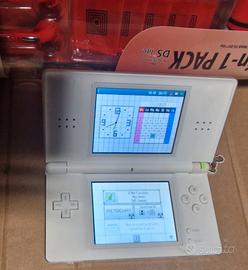 Vintage console Nintendo Ds lite e accessori