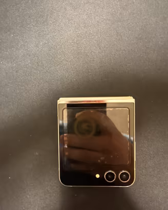 Samsung galaxy flip 5