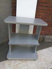 carrello con ruote