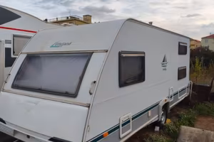 Caravan Roulotte Eiffeland 500 tk