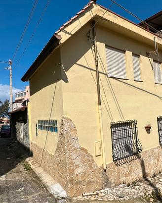 Immobile semindipendente in buone condizioni