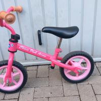 Bicicletta equilibrio bimba