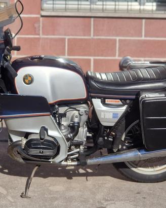 Moto BMW R100RS anno 1981