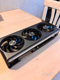 7800 XT SAPPHIRE Nitro + AMD Radeon- 7800xt