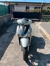 Sh 125