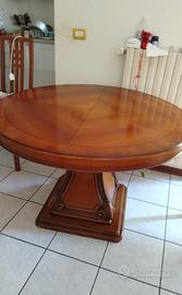 Tavolo rotondo in legno allungabile