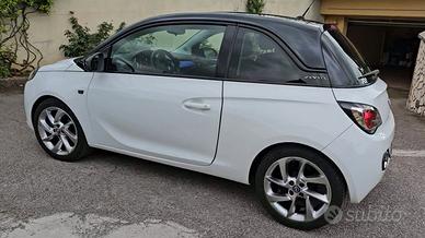 Opel Adam 1.2 Benzina – Versione SLAM