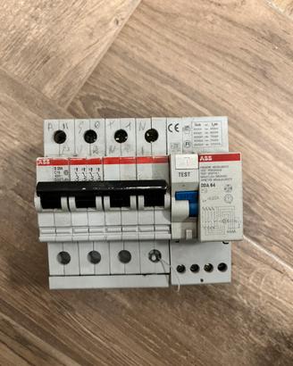 Interruttore magnetotermico ABB S254 C16 + DDA 64
