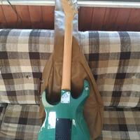 chitarra elettrica Vertex 150 euro