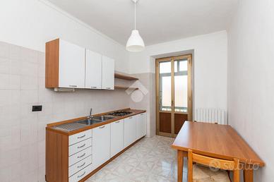 3 LOCALI A TORINO
