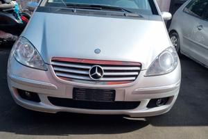 Ricambi Mercedes Classe A w169 2007 180CDI 640940